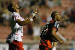 Ituano 1 x 2 Vila Nova - Goianos marcam no início e conquistam vitória fora de casa