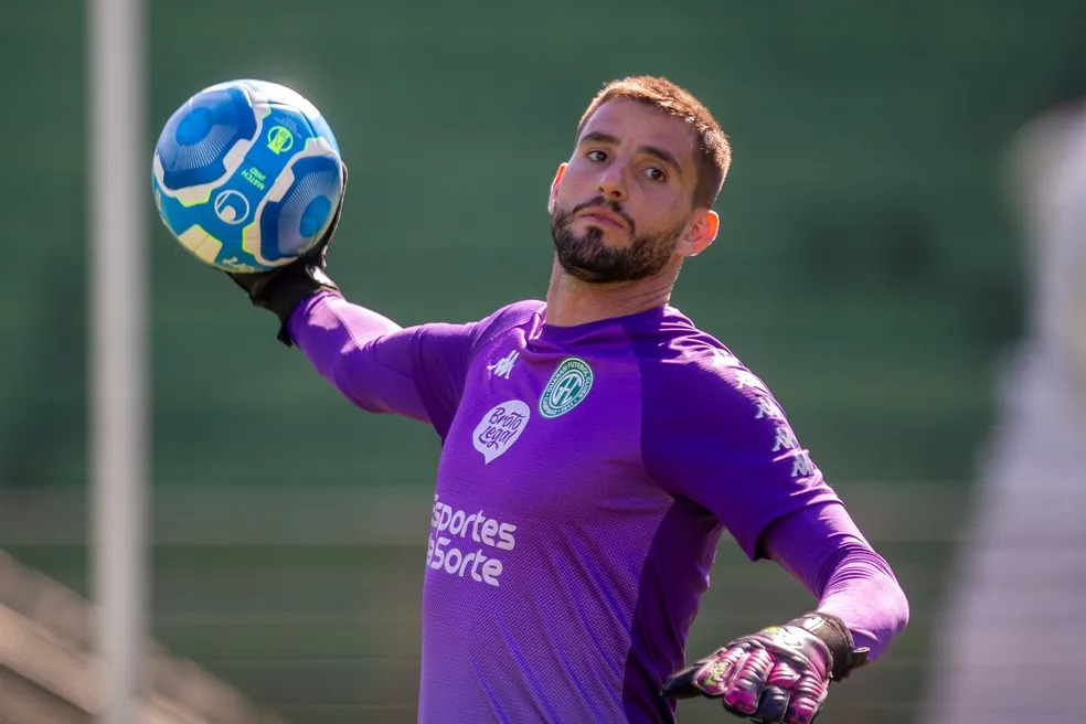 Pegorari treina com a camisa do Guarani (Foto: Thomaz Marostegan/Guarani FC)