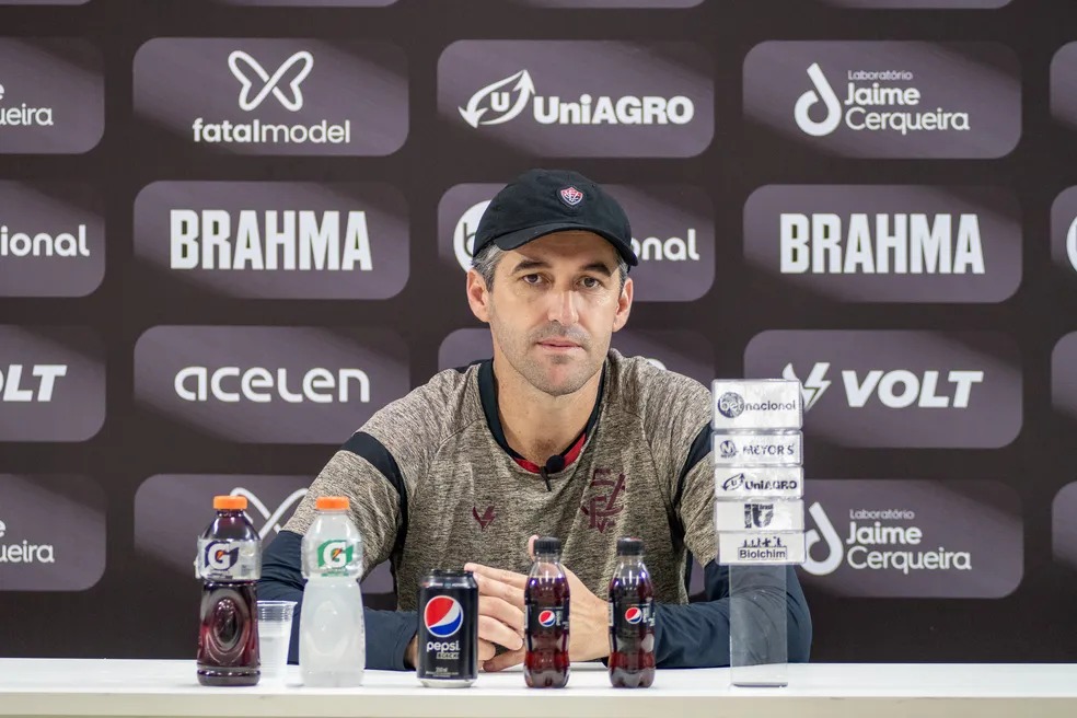 Léo Condé vive grande momento da carreira no Vitória (Foto: Victor Ferreira/EC Vitória)