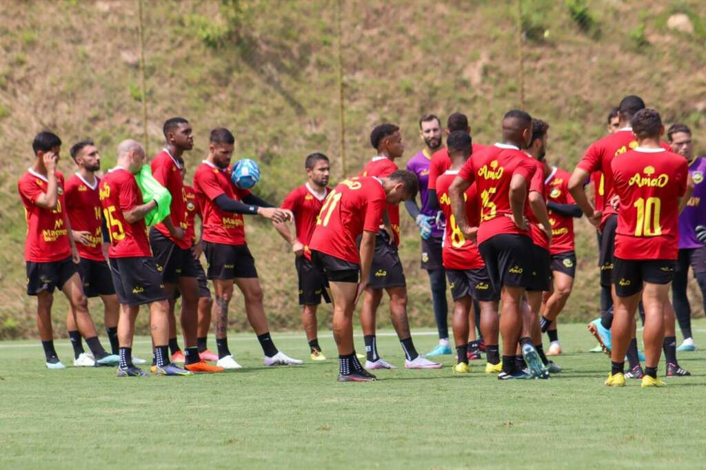 Série C: São Bernardo-SP tenta manter favoritismo ao acesso em embate com o líder