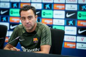 Xavi avalia falta de efetividade do Barcelona como fator crucial em derrota no clássico