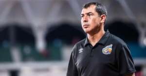Santos surpreende e negocia com Fábio Carille para escapar do rebaixamento