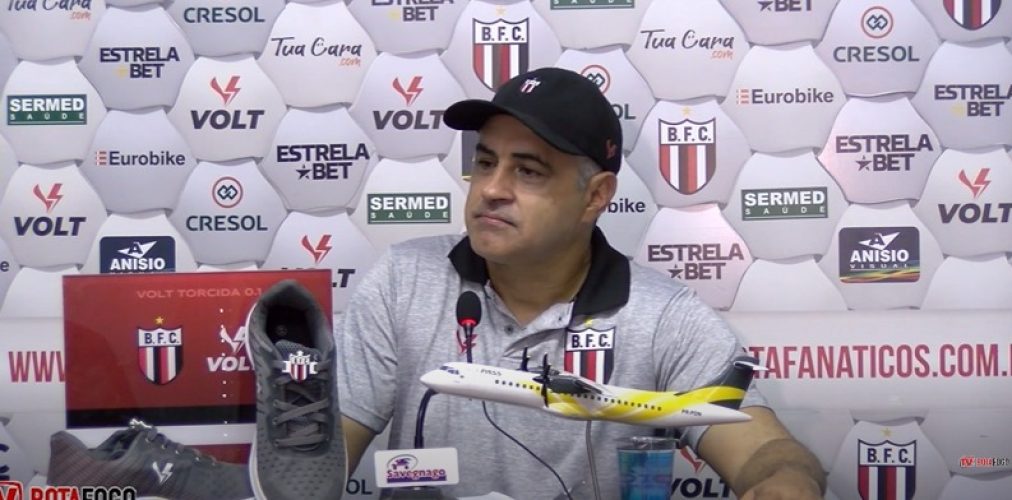 Série B: Chamusca diz que não utilizará jogadores do sub-20 mesmo com o Botafogo se livrando do rebaixamento
