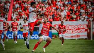 Série B: Herói do CRB comemora vitória sobre Vila Nova