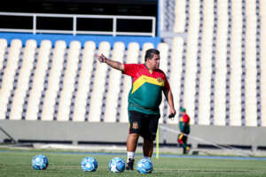 Série B: Técnico do Sampaio Corrêa estreia com vitória