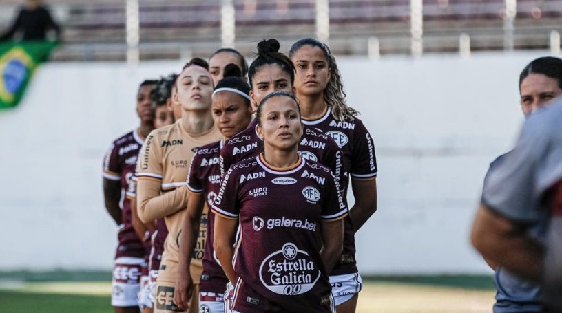 Corinthians e Ferroviária se enfrentam pelo jogo de ida da final do  Brasileirão Feminino