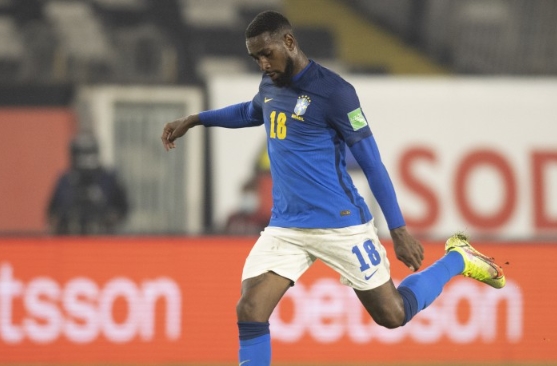 Fernando Diniz justifica convocação de Gerson: ‘Ele está muito combativo’