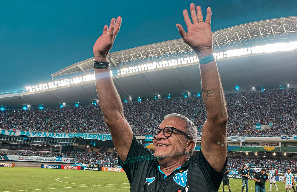 Hélio dos Anjos exalta Paysandu