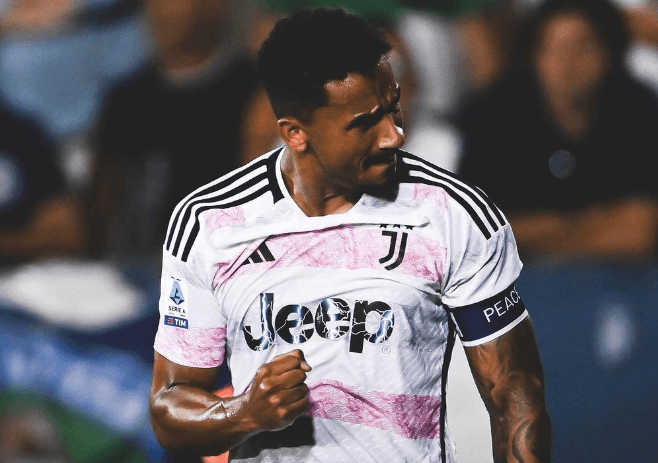ITALIANO: Danilo marca, Juventus bate Empoli e fica em 3º
