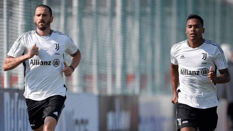 Italiano: Alex Sandro se machuca em treino na Juventus e vê sonho de voltar à seleção adiado