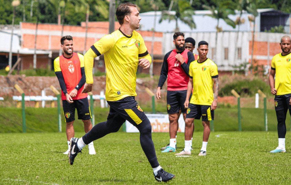 Série C: Brusque-SC cumpre tabela e ainda segue vivo tentando terminar 2ª fase com 100% 2 Brusque-SC