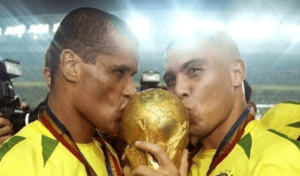 Rivaldo revela papo com Ronaldo sobre o Cruzeiro: 'Não é facil'