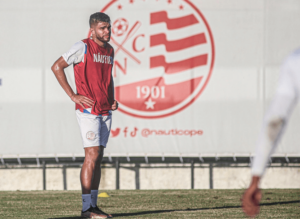 Série C: Com Denilson e Berguinho, Náutico-PE chega a 19 saídas