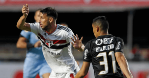 BRASILEIRÃO: Clássico Majestoso e reencontro 'Coudet e Galo'