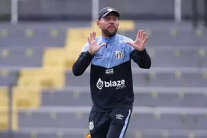 Kleiton Lima deixa o Santos após ser acusado de abuso sexual e moral por jogadoras