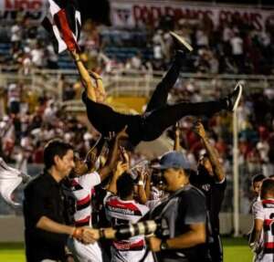 Ferroviário-CE retorna a Série C com expectativa de reverter 2022 ruim