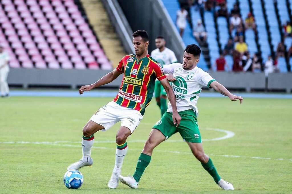 Sampaio Corrêa bate Chapecoense