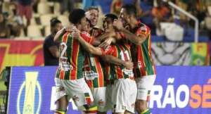 Sampaio Corrêa 2 x 1 Vila Nova - Bolívia vence a 2ª seguida e se afasta do Z4