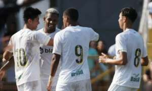 PAULISTA SUB-20: Santos goleia e sobe na tabela