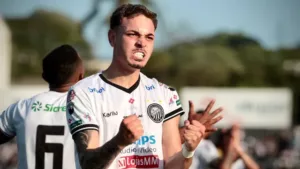 Operário-PR 2 x 0 São José-RS - Fantasma vence, se recupera e afunda Zeca