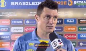 Dênis volta a jogar após mais de um ano e lamenta empate do Sport