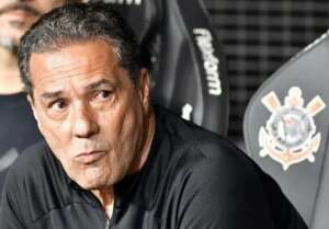 Vanderlei Luxemburgo não é mais técnico do Corinthians