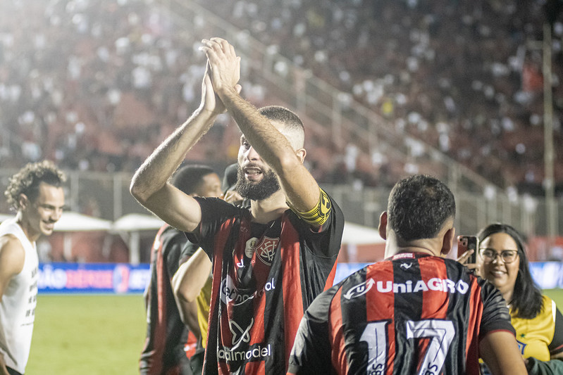 Vitória encara o Guarani, hoje às 16h, precisando só do empate para escapar  do Z4