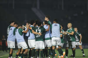 Série B: Empate nos acréscimos dá ao Guarani mais de 50% de chance de acesso