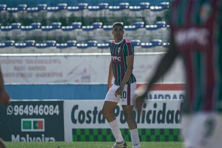 Brendo Marins estreia pela equipe Sub-23 do Estrela Amadora.