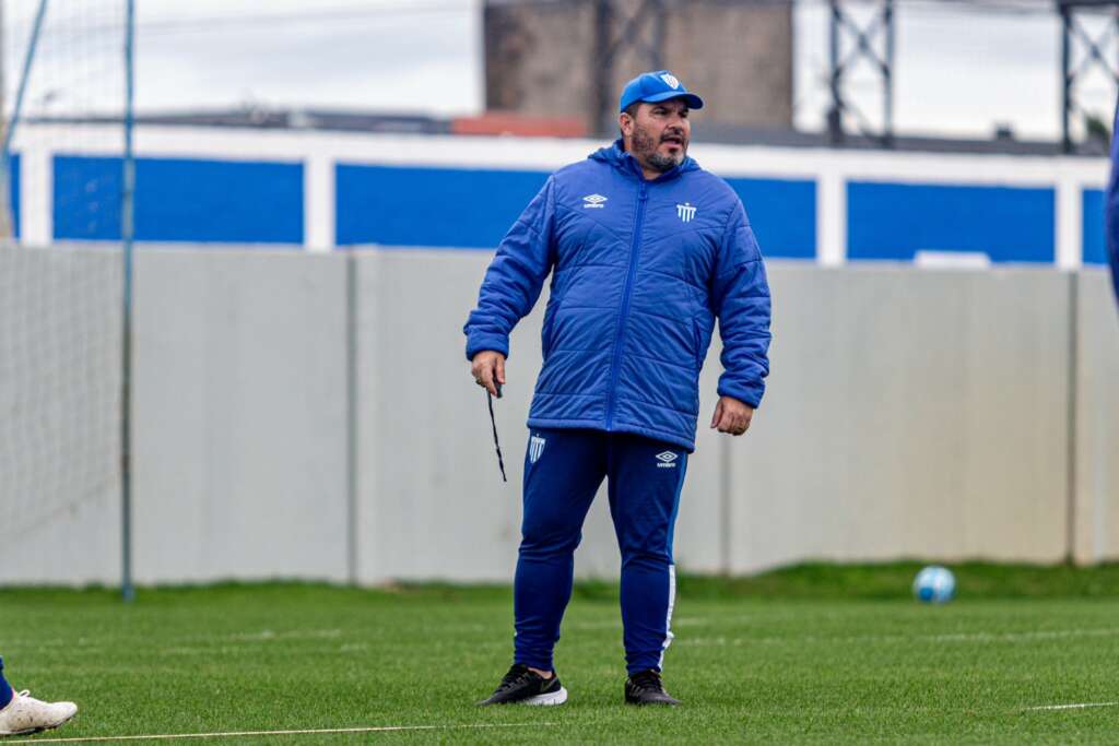 Londrina x Avaí: Veja onde assistir, escalações e arbitragem