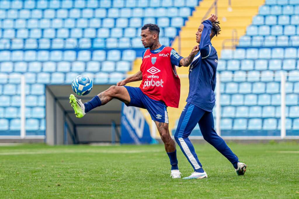 Série B: Sem desfalques, Avaí quer manter série invicta para seguir longe do Z-4