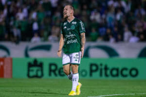 Série B: Bruno José treina e deve reforçar Guarani contra Vitória; Alan Santos evolui