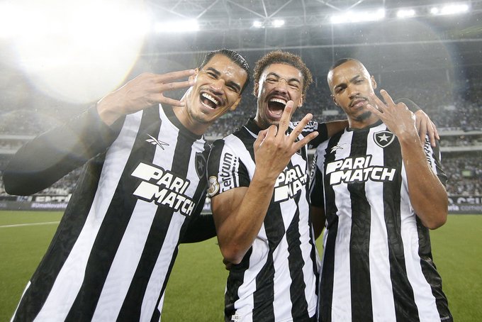 Pelo Brasileiro, Grêmio é superado pelo Botafogo na Arena