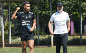 Fausto celebra volta e conta com trinfo sobre América-MG para Corinthians 'escalar a tabela'