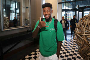 Eliminatórias: Emerson Royal se apresenta à seleção brasileira no Uruguai: 'Orgulho muito grande'