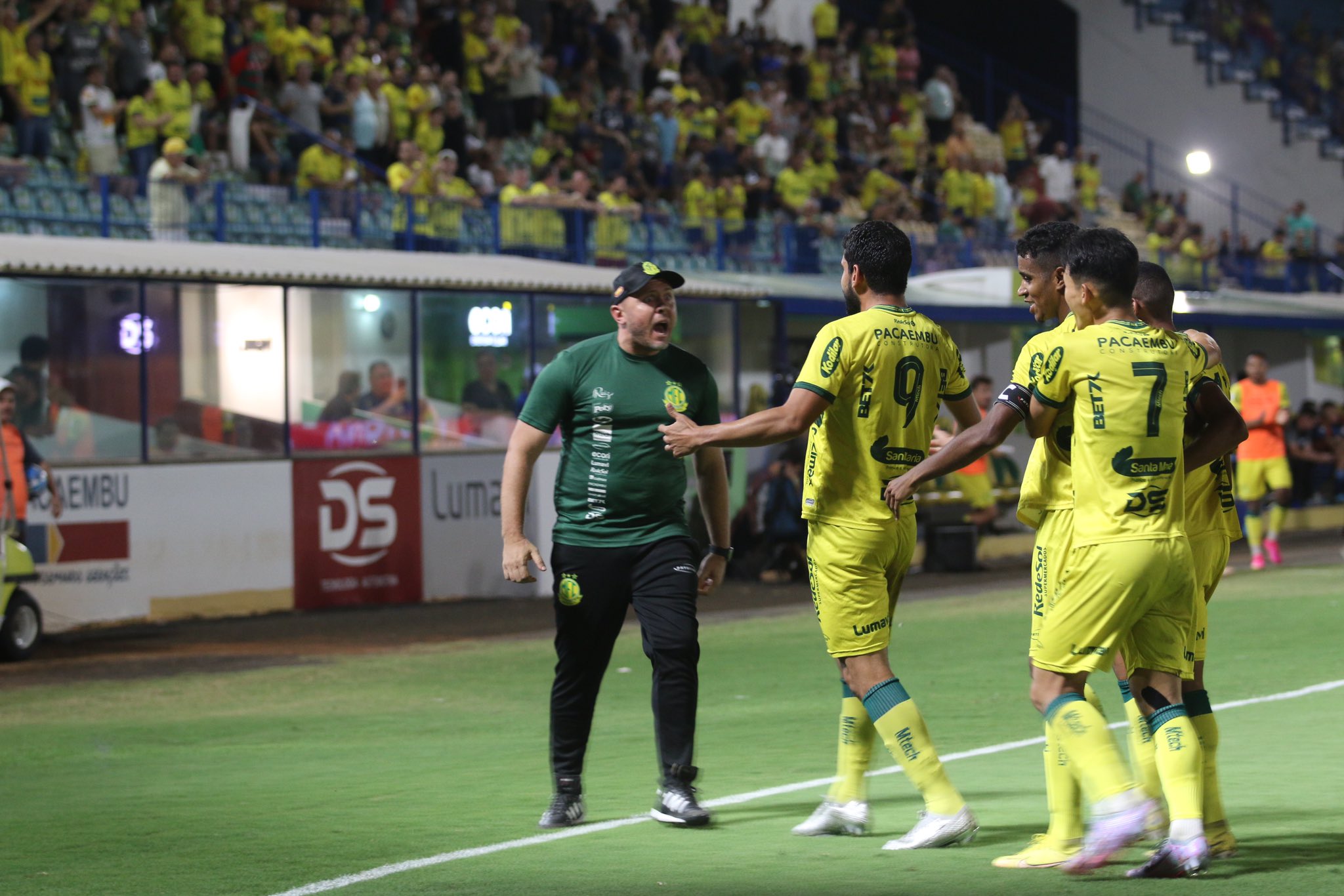 Vamos ao estádio? Brasileirão Feminino e Série D movimentam DF