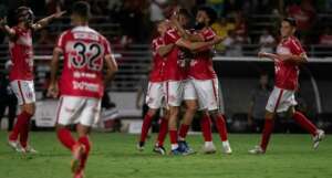 CRB 2 x 0 Ceará - Vitória mantém Galo vivo na briga pelo acesso na Série B