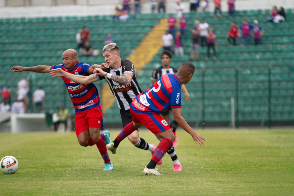 Figueirense Marclio Dias