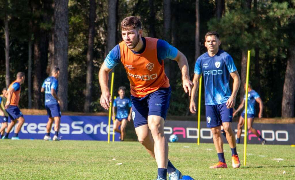 Gabriel é um dos principais jogadores do Londrina nesta temporada (Foto: Rafael Martins/SM Sports)