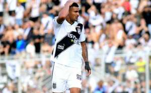 Série B: 32ª rodada deixa o Vitória com 