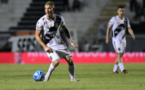 Novorizontino x Ponte Preta - Macaca faz duelo dos opostos de olho na reabilitação