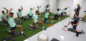 Seleção brasileira faz treino regenerativo em Cuiabá para duelo com a Venezuela