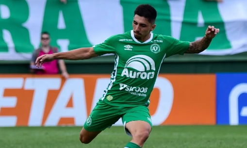 Gustavo Cazonatti é um dos desfalques da Chapecoense