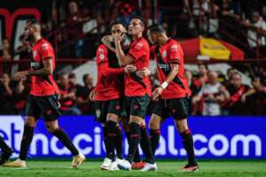 Atlético-GO se firma na vice-liderança e Vila Nova se complica na Série B. Veja classificação!