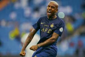 SAUDITA: Com dois de Talisca, time de CR7 bate Al-Feiha e assume vice-liderança