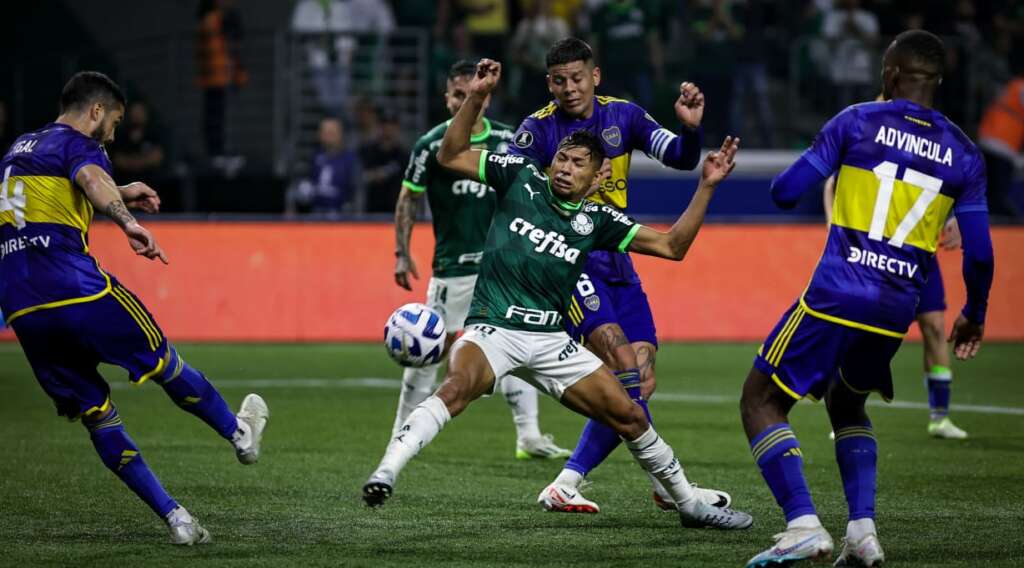 Palmeiras para em Romero, cai nos pênaltis para o Boca Juniors e se despede  da Libertadores 