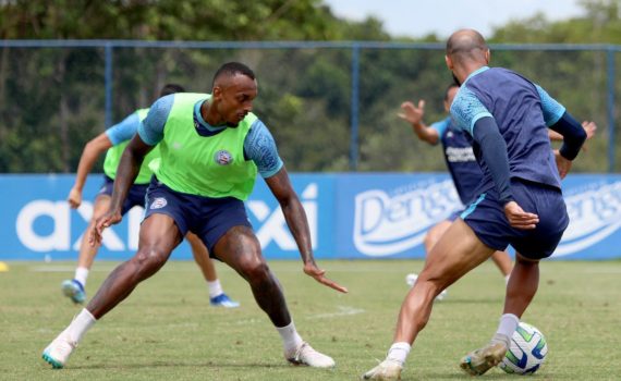 Bahia treina no CT Evaristo de Macedo nesta sexta-feira