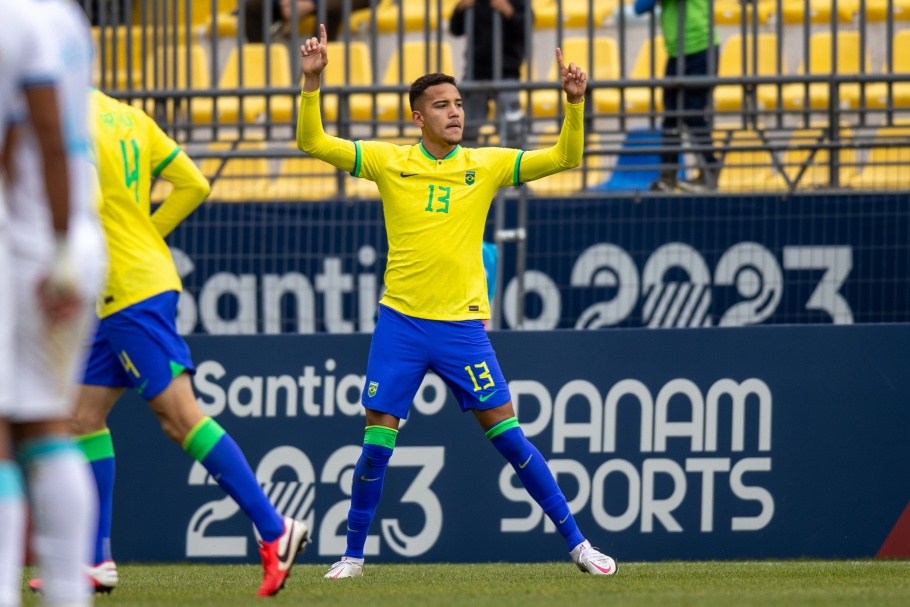 Com gol contra e jogo ruim, Brasil vence México e se classifica para a  final do futebol nos Jogos Pan-Americanos