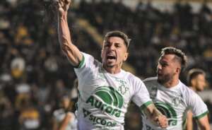 Série B: Volante quer Chapecoense 'em busca da vitória' contra vice-líder