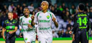 Coritiba 0 x 3 Cuiabá - Dourado é eficiente e ganha terreno contra o Z4